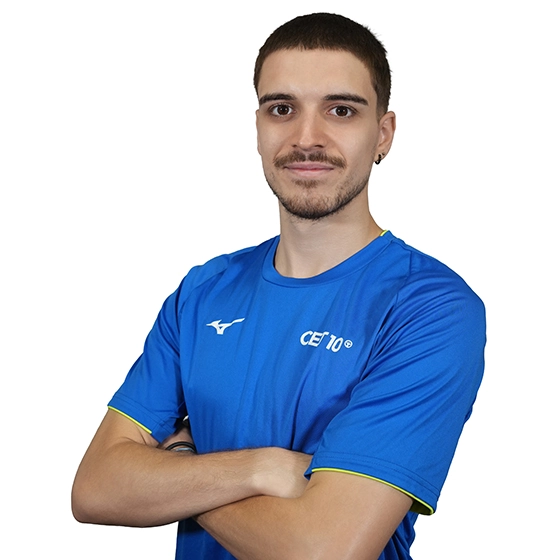 Pau Oriol monitor de natació bac de roda